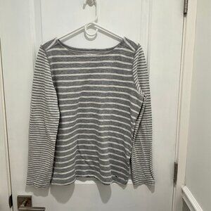 Vineyard Vines, Crewneck long sleeves T-shirt, size M, excellent condition